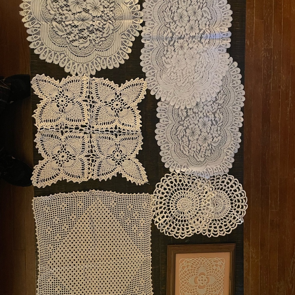 Vintage lot of 8 doilies comes with framed doilie and 7 table toppers 4 lace